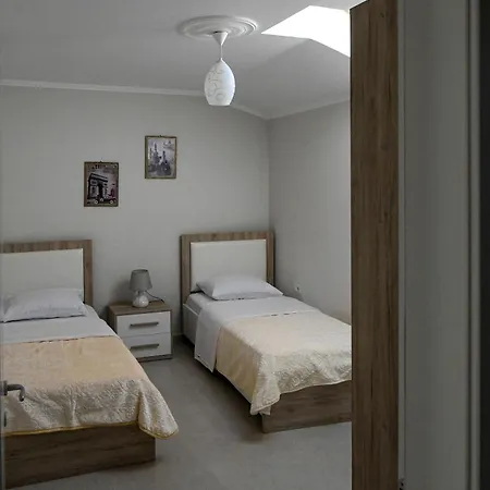 Horizont City-center Ferienhaus Shkodra